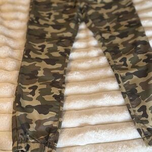 VIP Camouflage Ankle Jeans